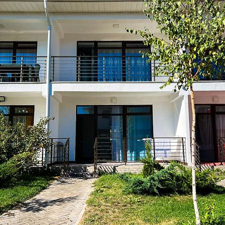 Таунхаус В Baytur Resort Бостери Екстериор снимка
